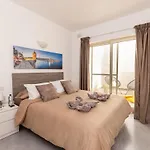Luigi Penthouse Διαμέρισμα Σεντ Πόλς Μπέι