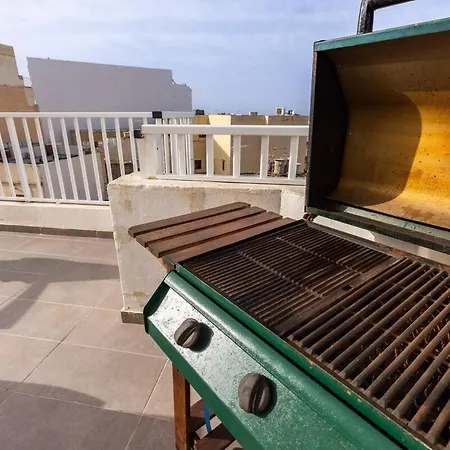 Luigi Penthouse *