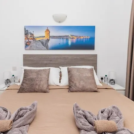 Luigi Penthouse Lägenhet