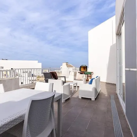 Luigi Penthouse St. Paul's Bay