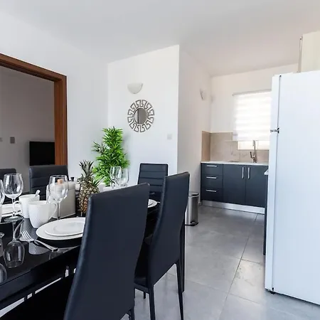 Luigi Penthouse Apartment *