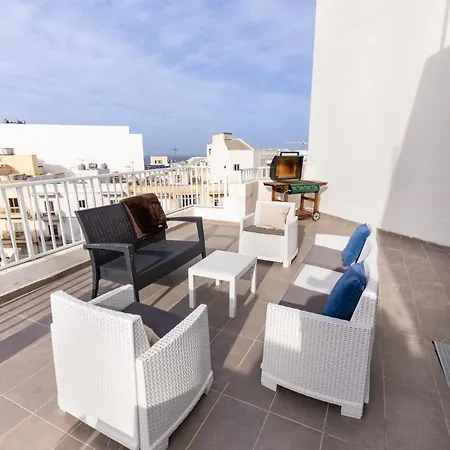 Apartment Luigi Penthouse *