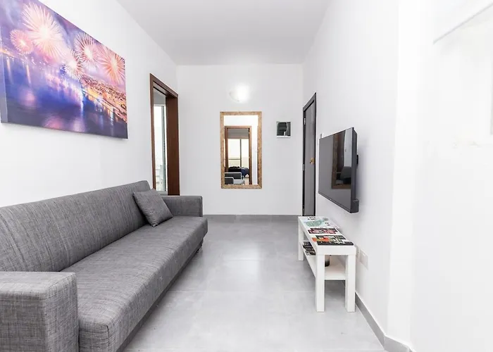 Luigi Penthouse St. Paul's Bay