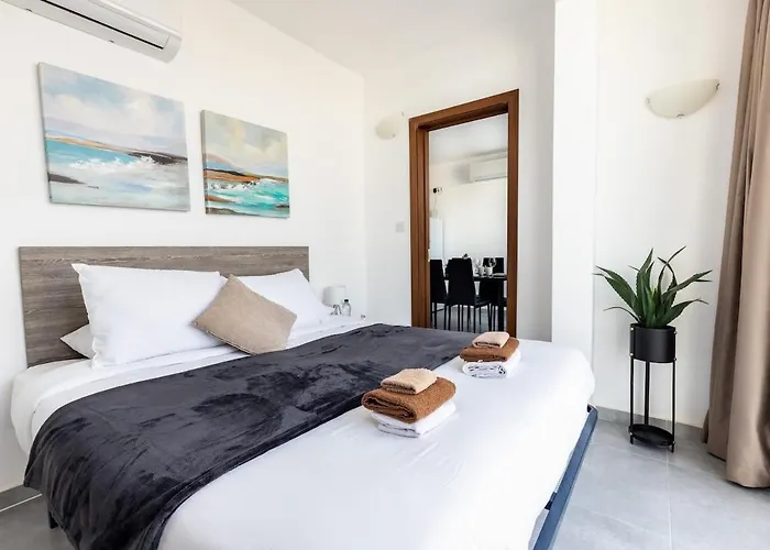 Luigi Penthouse Apartament *