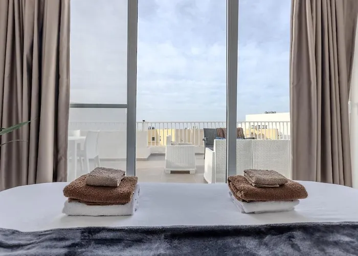 Luigi Penthouse Apartament *