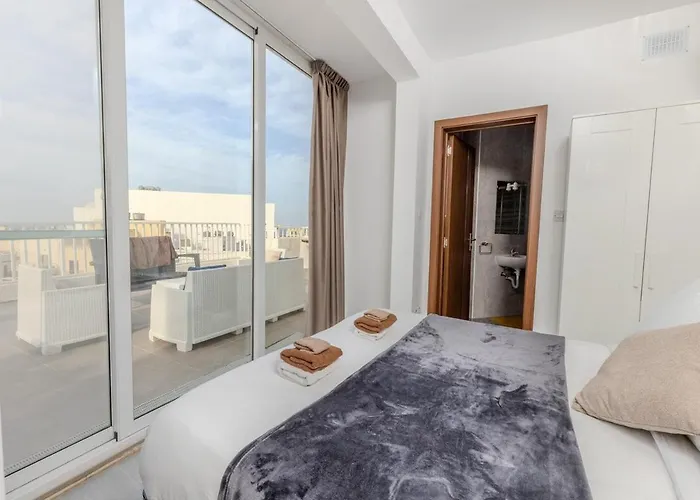 Luigi Penthouse Daire St. Paul's Bay