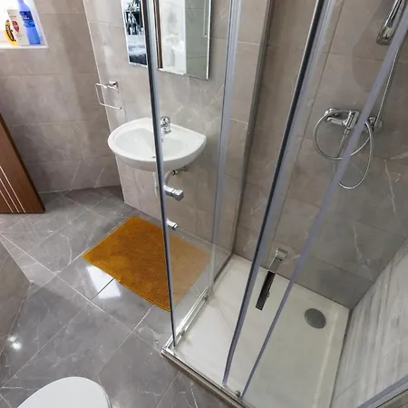 Luigi Penthouse Apartament *